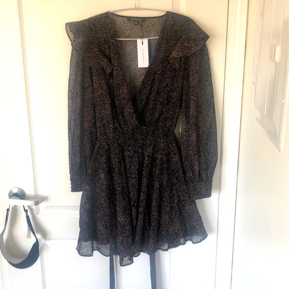 Black long sleeve dress. Dynamite. Size large. - Picture 1 of 3